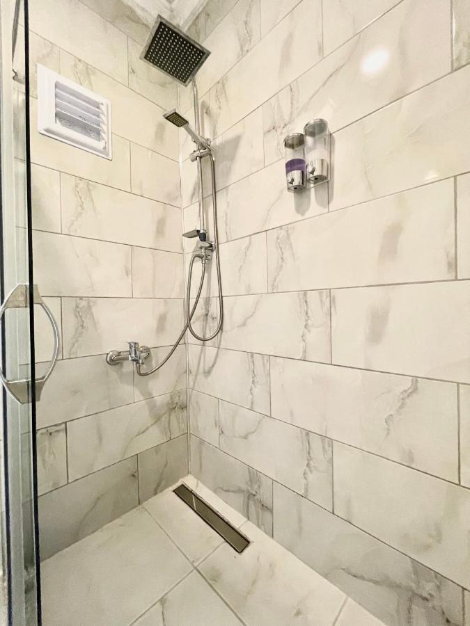 Airport Guest House Даламан Екстериор снимка